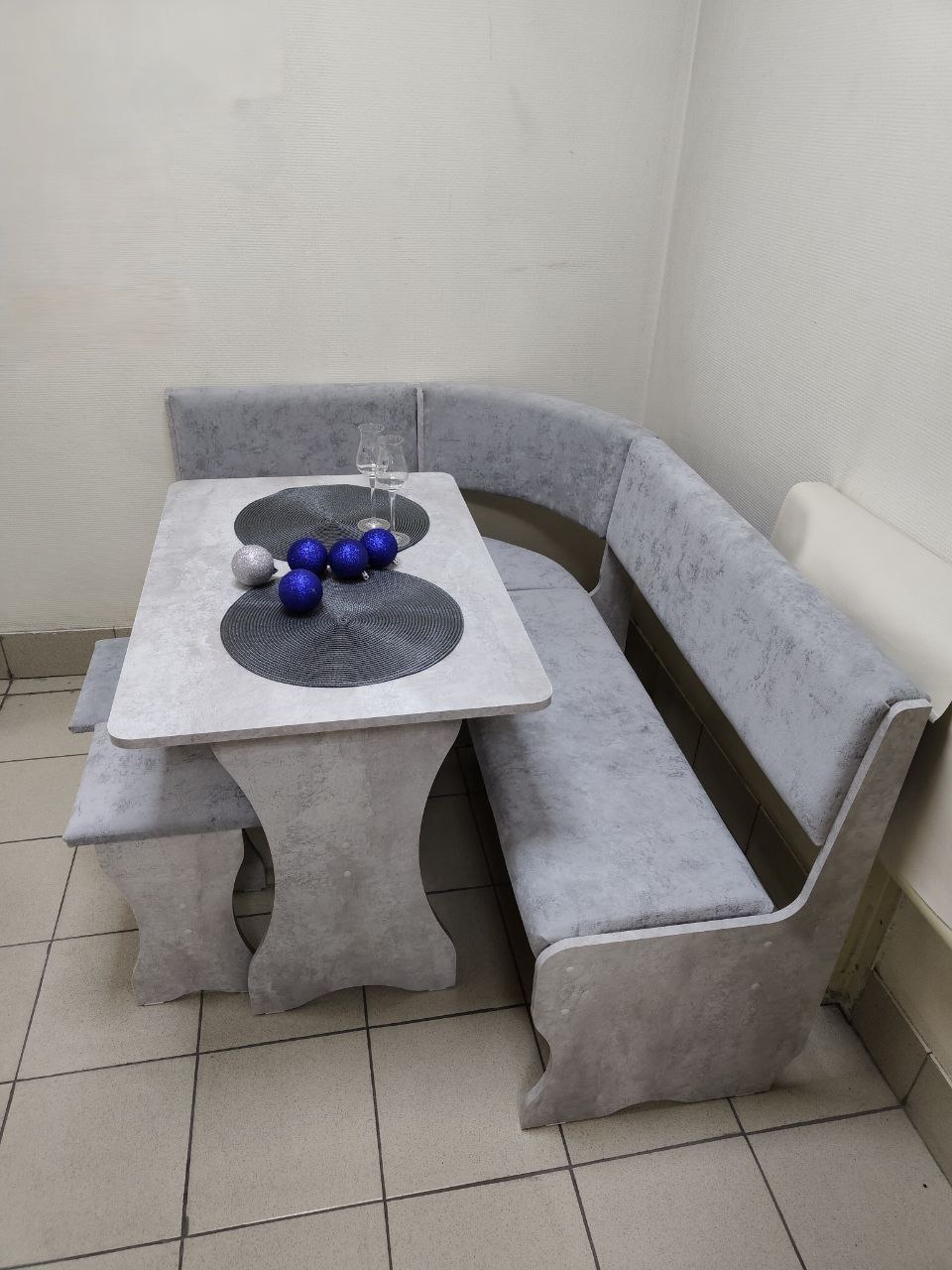 Кухонный уголок Миссия V велюр (цемент) в Артёмовске - mebel154.com